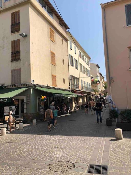 Old Antibes, One Bed App, In Front Of The Port! Apartment Ngoại thất bức ảnh